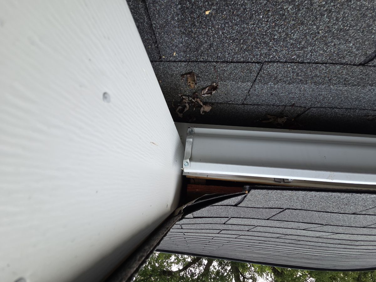 Fall Home Maintenance Checklist for East Tennessee Homeowners